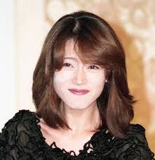 中森明菜を最近見ない理由とは?活動休止から現在の活動まで徹底解説!
